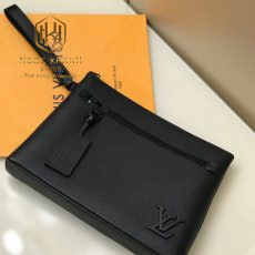 vi nam louis vuitton cam tay da nhan hoa tiet logo goc mau den 7