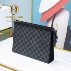 vi nam louis vuitton cam tay dang tam giac hoa tiet caro like auth 6