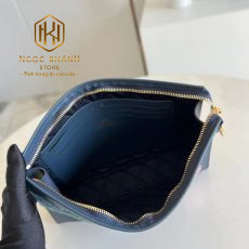 vi nam louis vuitton cam tay hoa tiet hoa chu do mau xanh 1