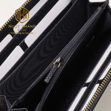 vi nam gucci cam tay kho hoa tiet ong 4