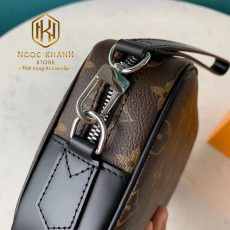 vi nam louis vuitton cam tay hoa tiet hoa dang vuong mau nau 4