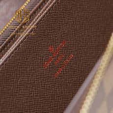 vi nam louis vuitton cam tay khoa keo hoa tiet caro mau nau 7