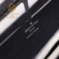 vi nam louis vuitton cam tay khoa keo taiga logo chim 5