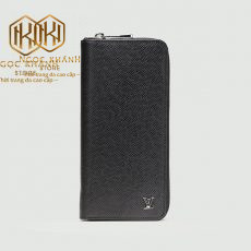 vi nam louis vuitton cam tay khoa keo taiga logo noi 1 1