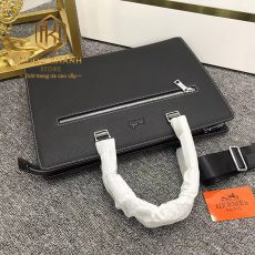 Tui xach nam dang ngang hai quai day cheo 04