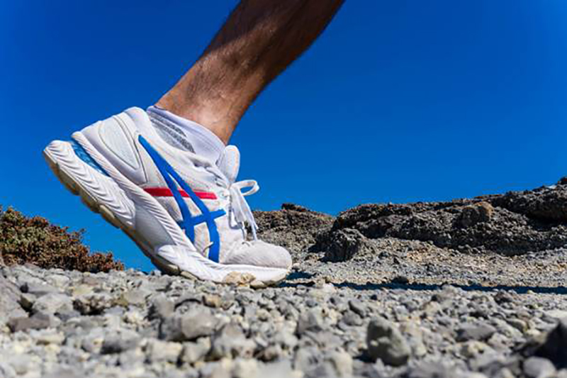 Giày Sneaker là gì