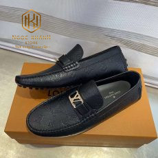 Giay luoi Louis Vuitton nam likeauth hoa tiet hoa chim mui nhon mau den 5