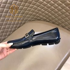 Giay luoi Prada like auth mau xanh da bong khoa ngang logo giua 3