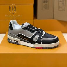 Giay nam Louis Vuitton mau den phoi xam LV Trainer Sneaker 9