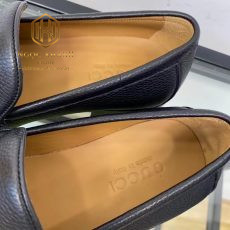 giay luoi nam gucci de cao da nhan hoa tiet logo tag xanh do 6