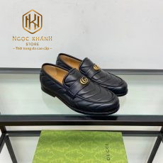giay luoi nam gucci de cao mau den hoa tiet ke noi khoa logo vang 7
