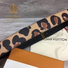 that lung Louis Vuitton nam day nhan hoa tiet dom 9