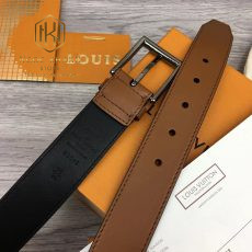 that lung Louis Vuitton nam day tron khoa kim day mau nau 3