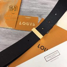 that lung Louis Vuitton nam mau den khoa logo khuyet 6