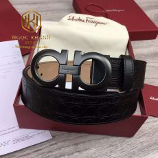 that lung nam Savatore Ferragamo hoa tiet day dap logo khoa mau den 7