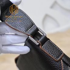 tui deo cheo Hermes mau den hoa tiet goc chu h 5