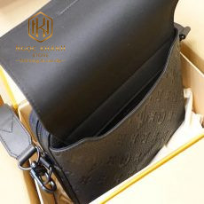 tui deo cheo louis vuitton mau den hoa tiet hoa dap chim co quai 7