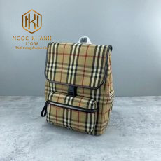 Ba lo burberry nam mau nau hoa tiet ke soc 9