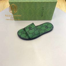 Dep Gucci nam hai quai ngang mau xanh la hoa tiet in logo 4