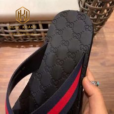 Dep Gucci nam quai cheo mau den phoi tag do hoa tiet dap logo 4