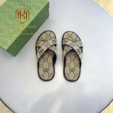 Dep Gucci nam quai cheo mau ghi hoa tiet in logo 2