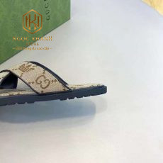 Dep Gucci nam quai cheo mau ghi hoa tiet in logo 9