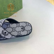 Dep Gucci nam quai cheo mau xam hoa tiet in logo 6