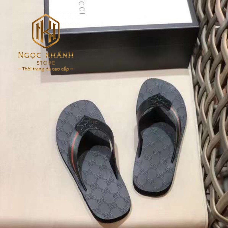 Dep Gucci nam xo ngon mau den hai kieu quai hoa tiet dap logo giua 3 1