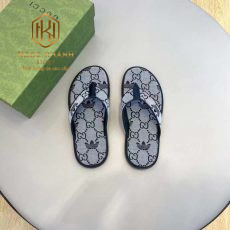 Dep Gucci nam xo ngon mau xam hoa tiet in logo 7