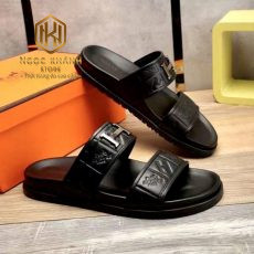 Dep Hermes nam hai quai mau den hoa tiet da dap logo chu h 4 1