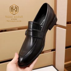 Giay luoi Gucci nam da li khoa logo G kep mau den 7