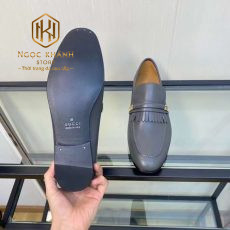 Giay luoi Gucci nam de cao hoa tiet tua rua khoa logo mau xam 7