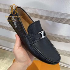 Giay luoi Louis Vuitton nam mau den da nhan hoa tiet chu theu got 6