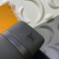 Tui du lich louis vuitton mau den da taiga logo lech like auth 6