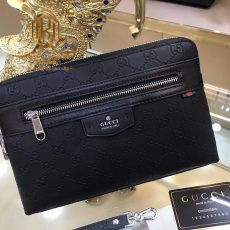 Vi gucci nam cam tay hoa tiet logo khoa trang like auth1