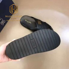 dep dior nam quai cheo mau den khoa logo chu lech 6