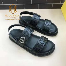 dep dior nam quai hau mau den hoa tiet da dap logo 8