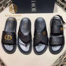 dep dior nam quai ngang mau den hoa tiet khoa logo vang 8