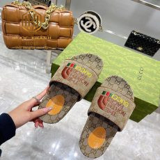 dep gucci nam quai ngang hoa tiet chu the north face dap logo mau ghi 4