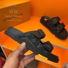 Dép Louis Vuitton nam