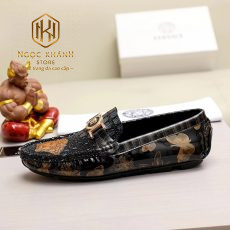 giay luoi Versace nam mau den da ca sau hoa tiet hoa 5