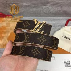 that lung louis vuitton nam day hai mat hoa tiet hoa logo day nau sua 3 1