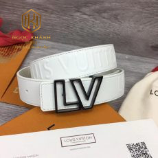 That lung Louis Vuitton nam