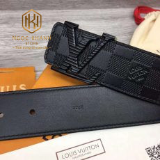 that lung louis vuitton nam mau den day hoa tiet dap caro chim mat xuoc 3