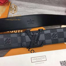 that lung louis vuitton nam mau den day hoa tiet dap caro chim mat xuoc 5