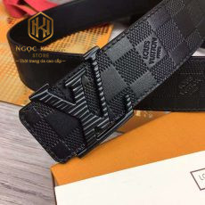 that lung louis vuitton nam mau den day hoa tiet dap caro chim mat xuoc 8