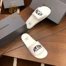 Dep balenciaga nam mau trang hoa tiet chu new york den 6