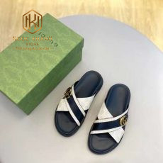 Dep gucci nam quai cheo mau trang khoa logo chu g kep 9