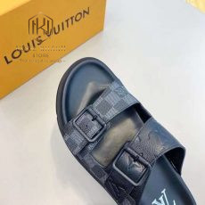 Dep louis vuitton nam mau den hai quai cai khoa hoa tiet caro 5