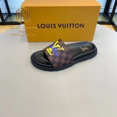Dep louis vuitton nam quai ngang mau nau hoa tiet caro chu vang 4